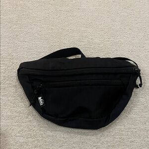 REI black fanny pack